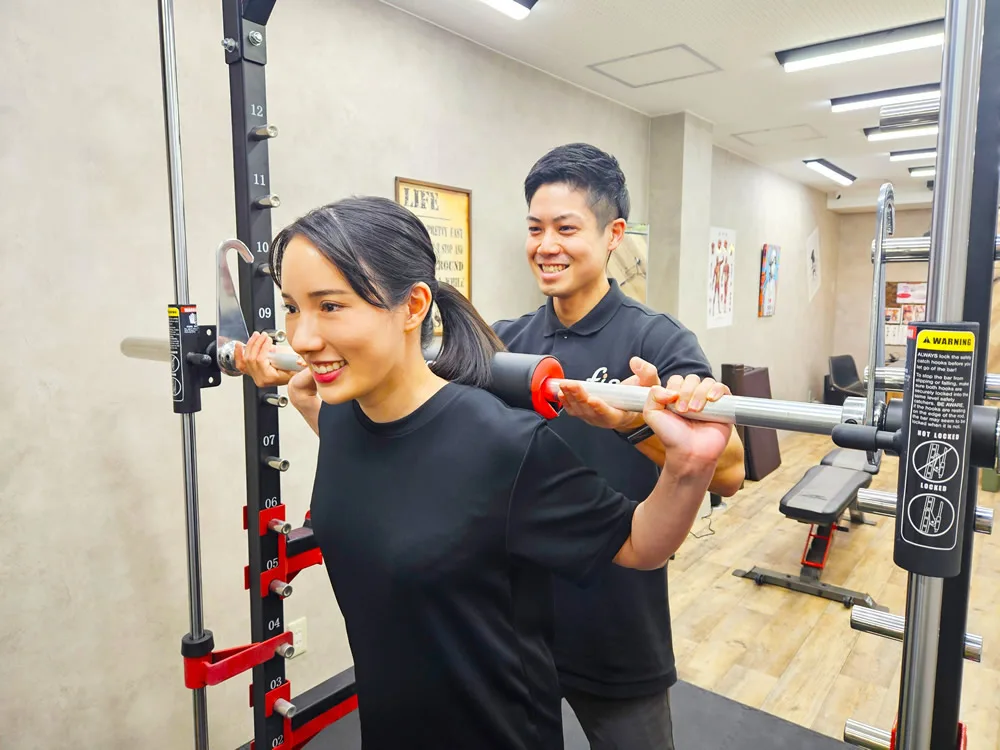 トレーナーによるパーソナルトレーニング指導