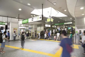 駅近